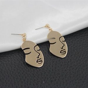 Artsy Feminine Face Earrings